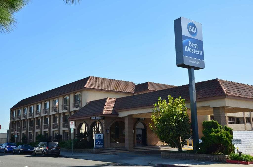 Best Western Norwalk Inn Zewnętrze zdjęcie