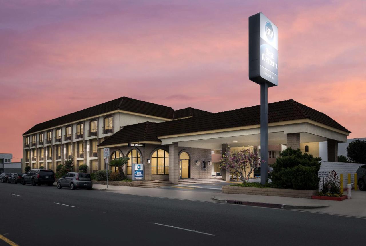 Best Western Norwalk Inn Zewnętrze zdjęcie