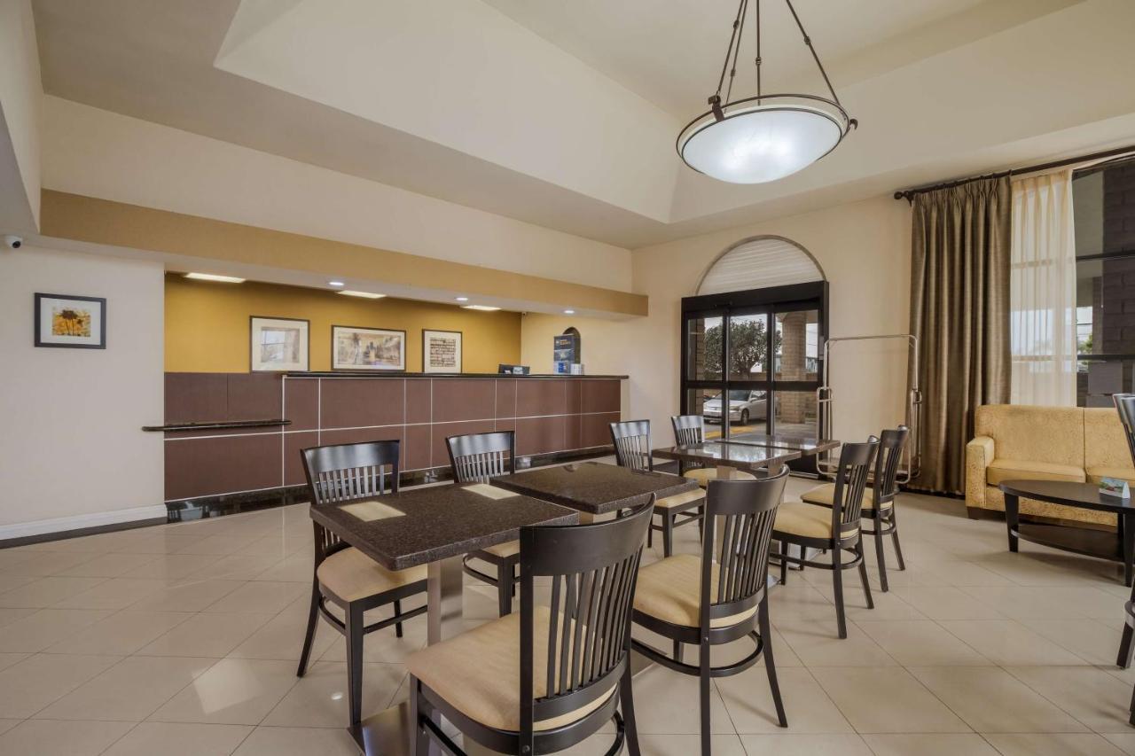 Best Western Norwalk Inn Zewnętrze zdjęcie