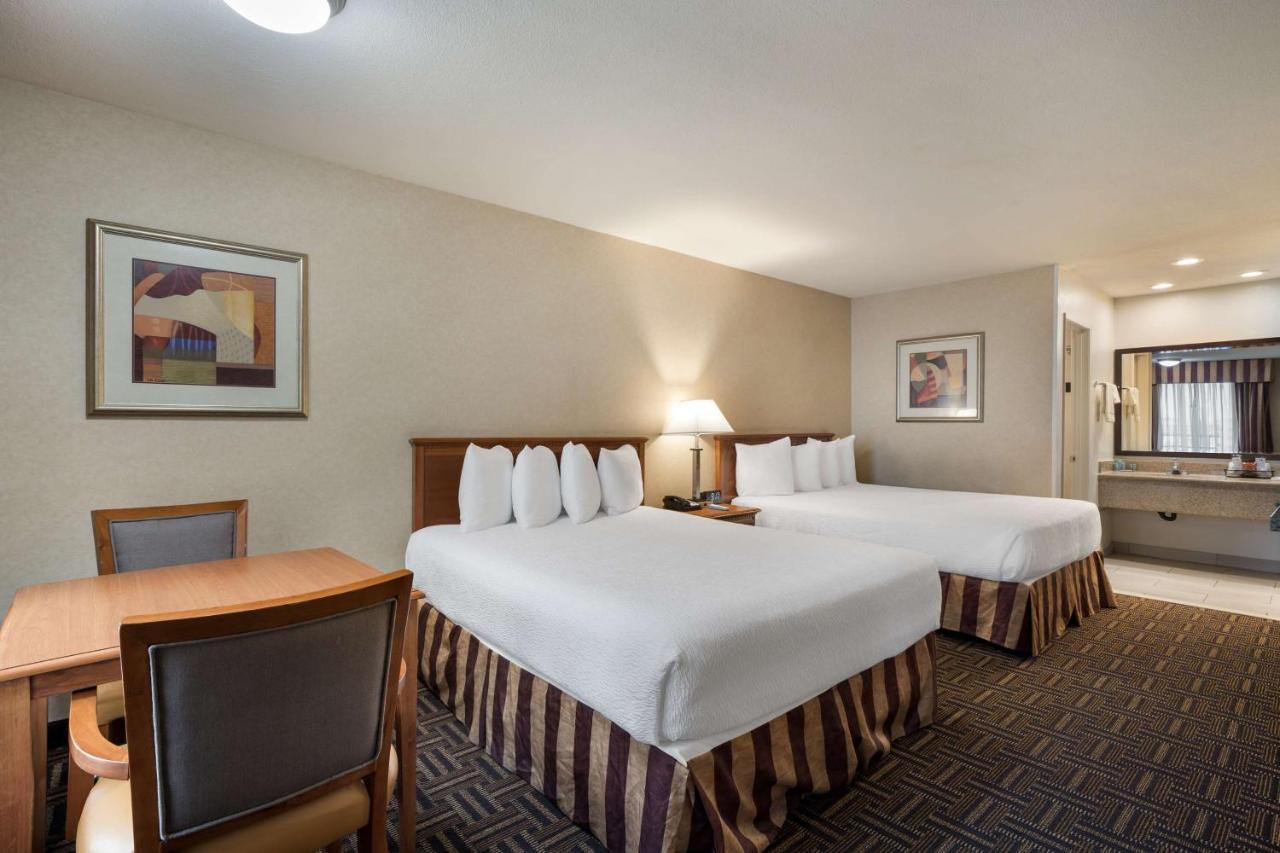 Best Western Norwalk Inn Zewnętrze zdjęcie