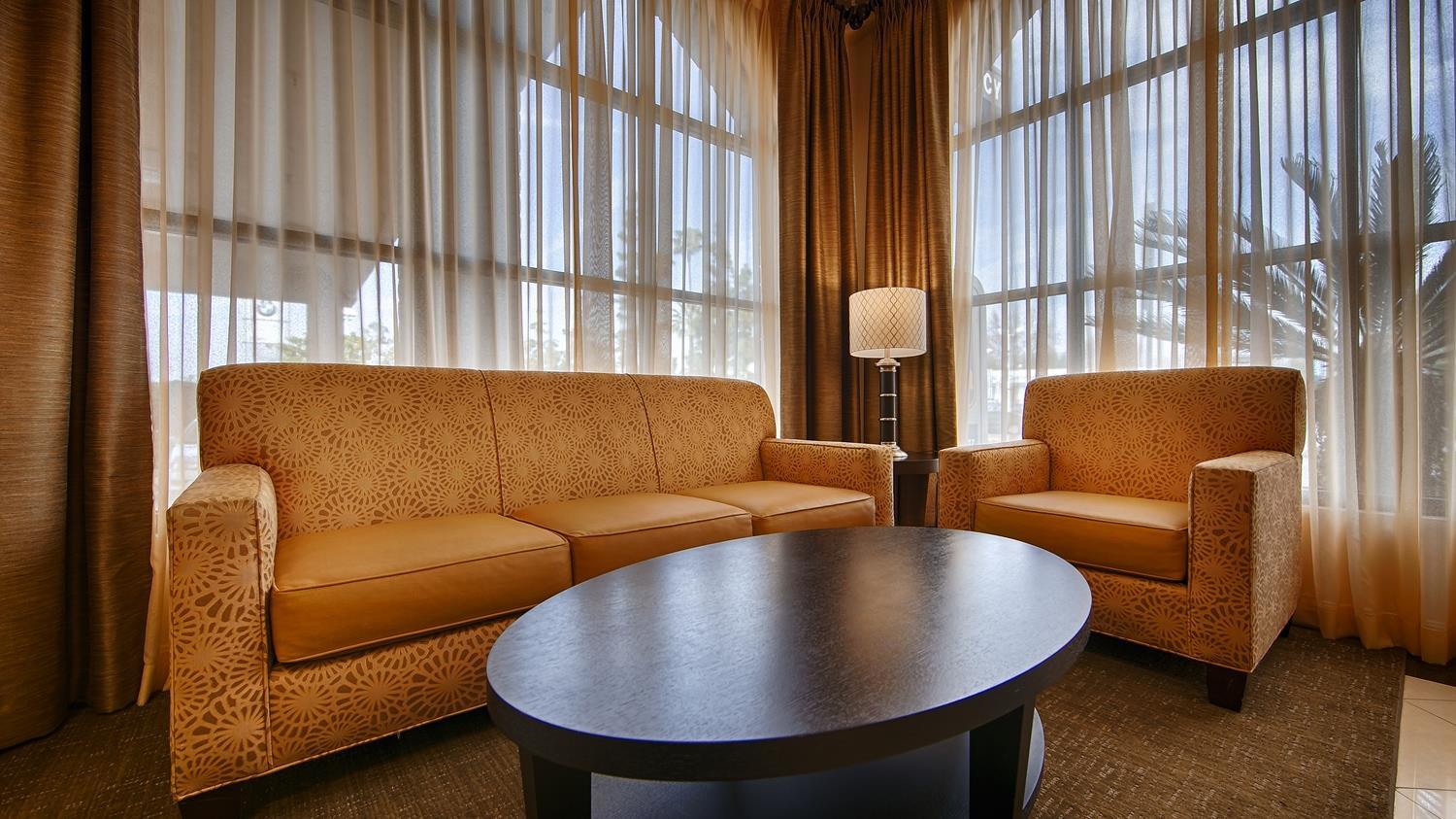 Best Western Norwalk Inn Zewnętrze zdjęcie
