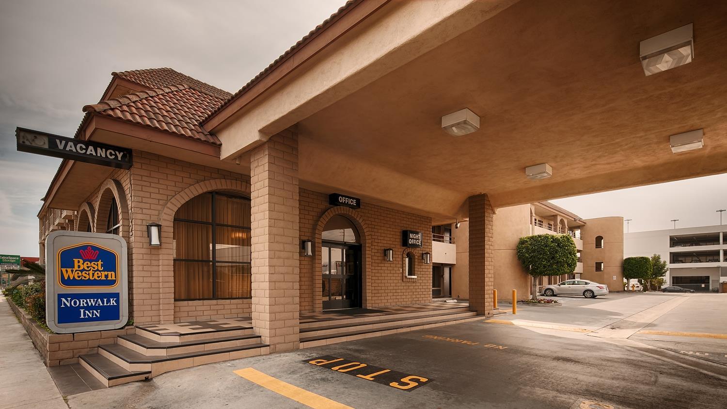 Best Western Norwalk Inn Zewnętrze zdjęcie