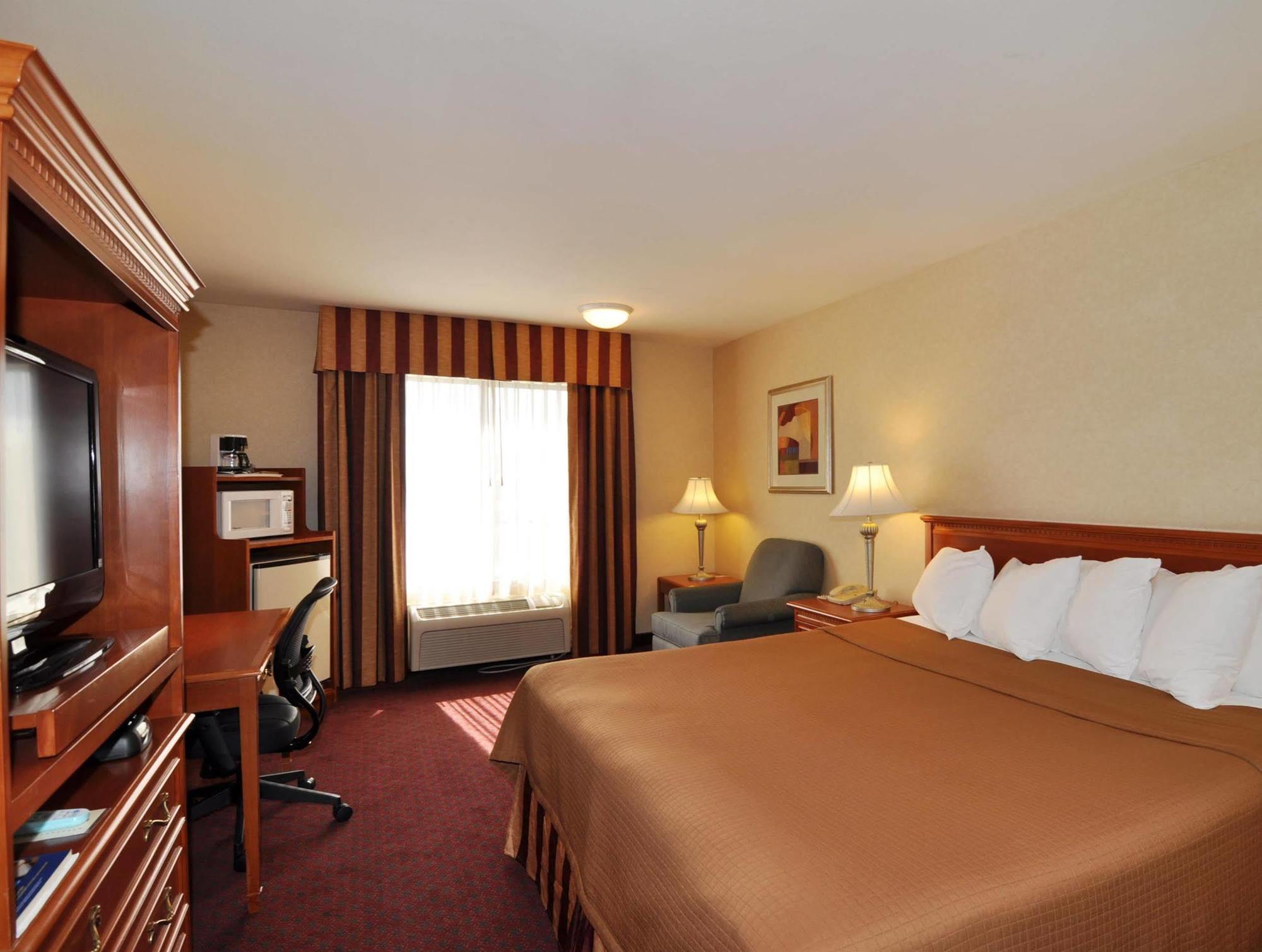 Best Western Norwalk Inn Zewnętrze zdjęcie