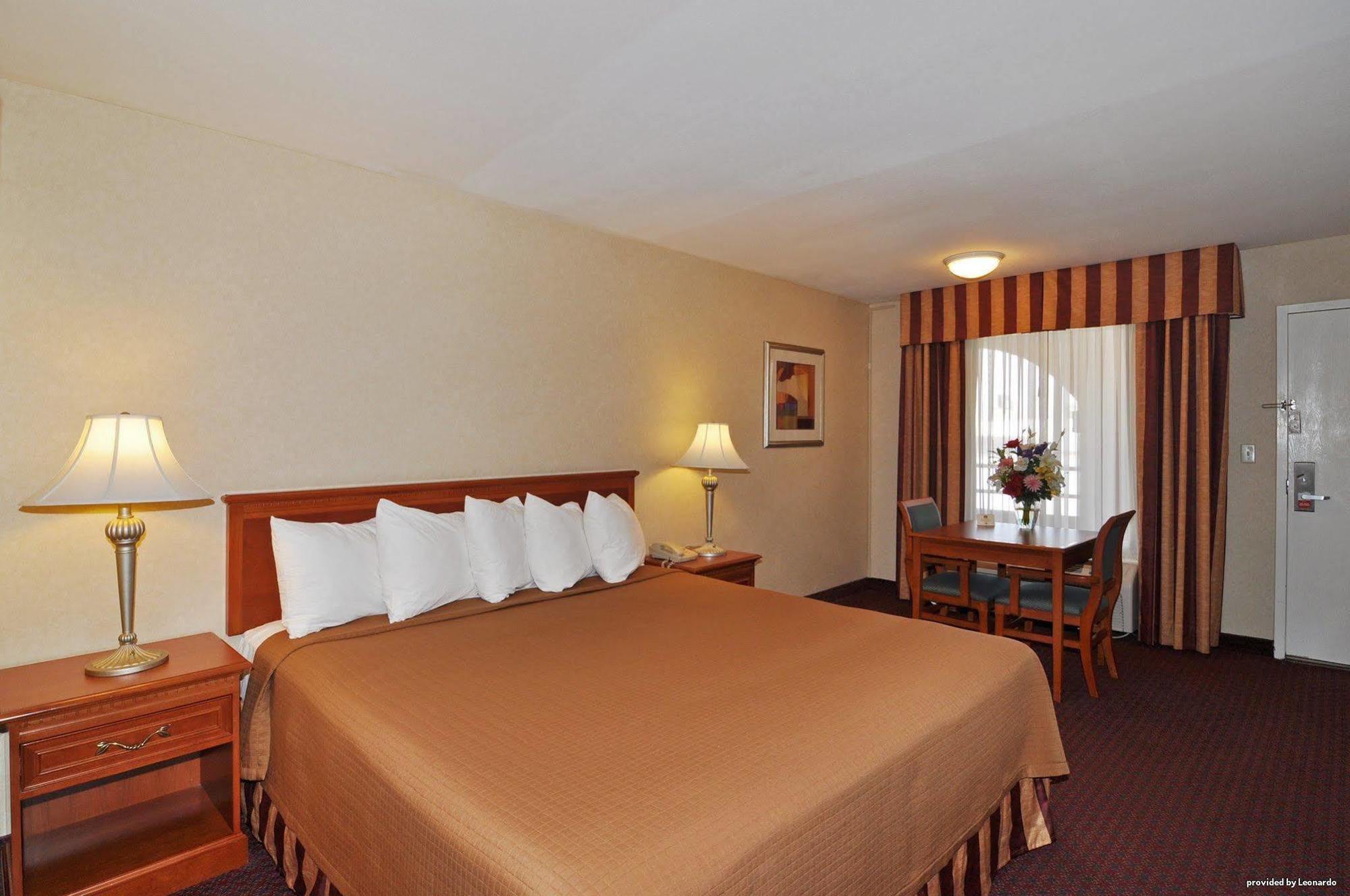 Best Western Norwalk Inn Zewnętrze zdjęcie