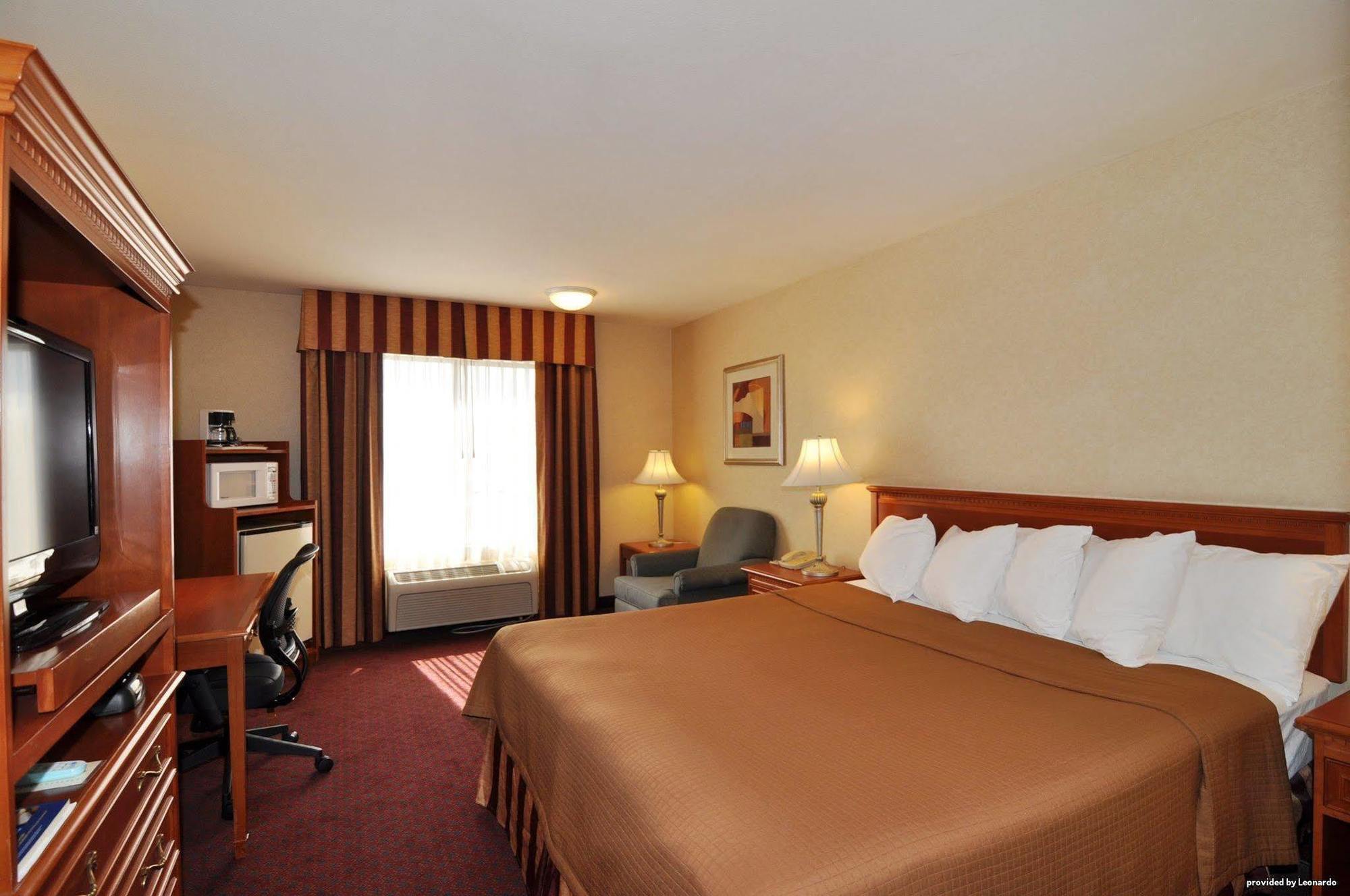 Best Western Norwalk Inn Zewnętrze zdjęcie